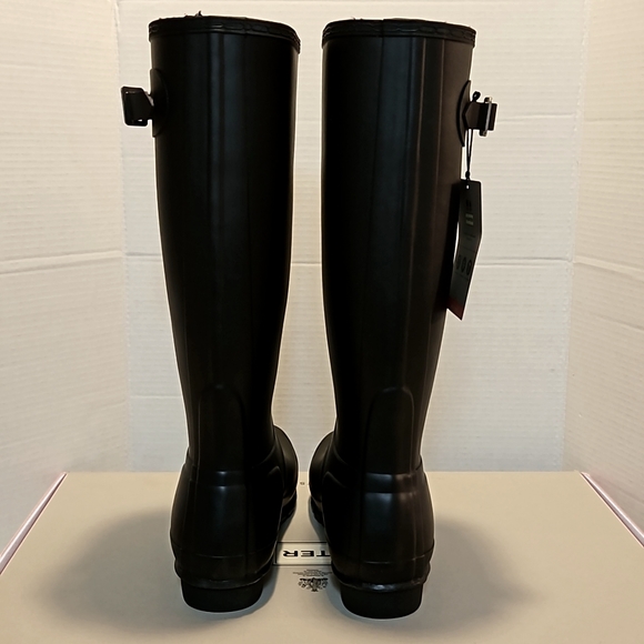 (NWT) TALL HUNTER BOOTS - Picture 4 of 9